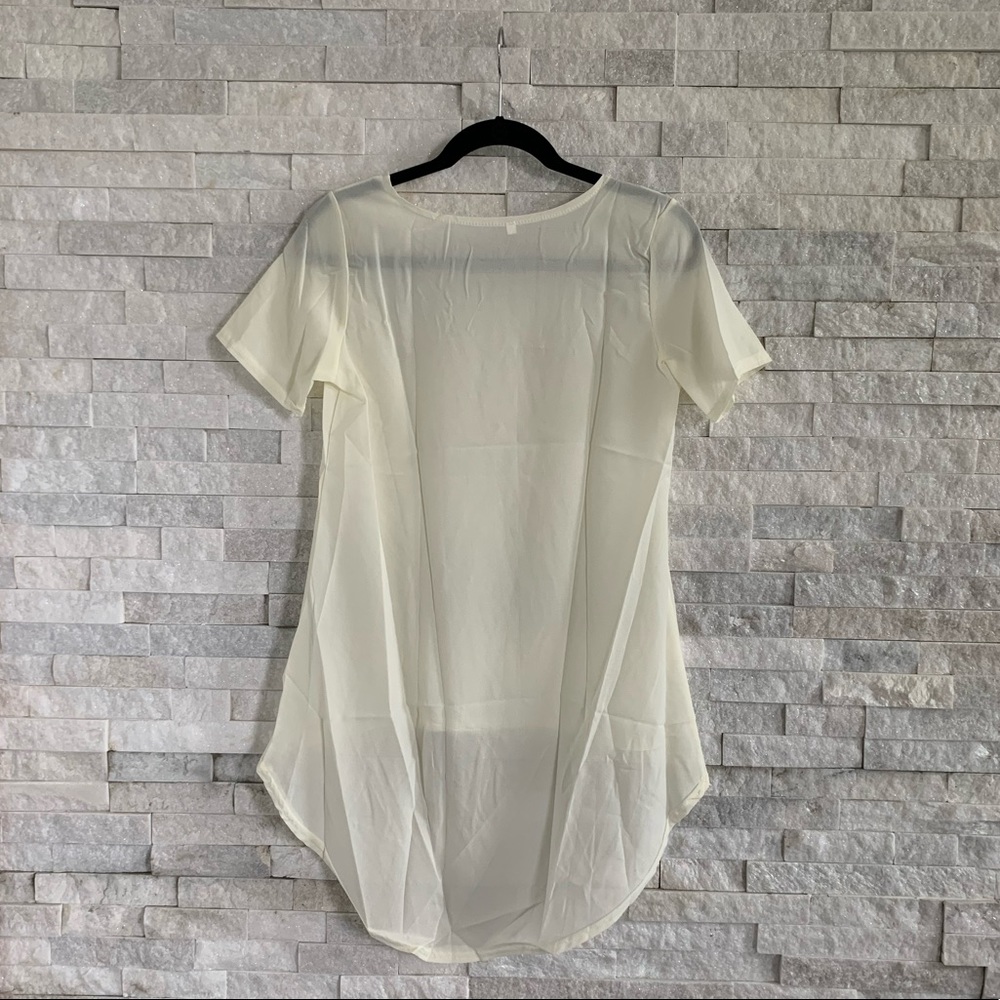 Cream Short Sleeve High-low Blouse - Picture 5 of 5